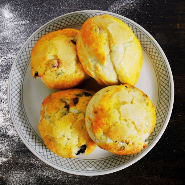 blueberry scone, cranberry lemon scone, cheese scone and ginger scone
