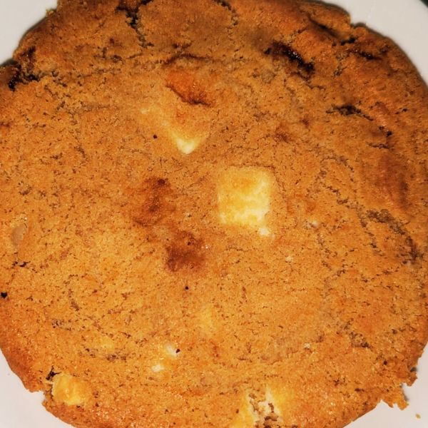 macademia white cholcolate cookies from take five cafe